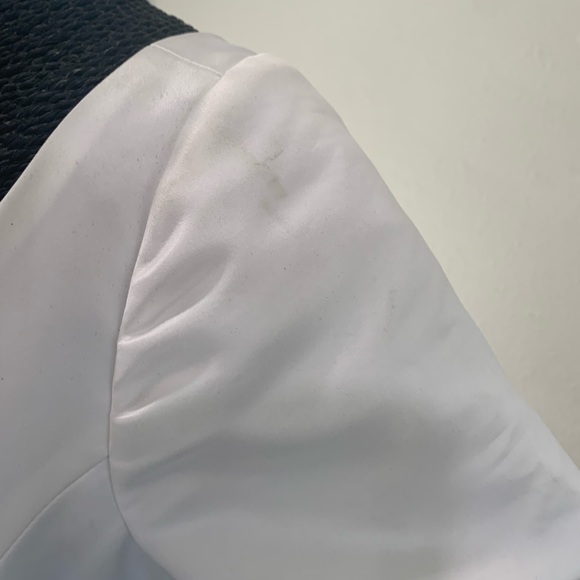 🚫SOLD🚫Modest White Wedding Dress Size 14 Short Sleeve - Picture 6 of 7